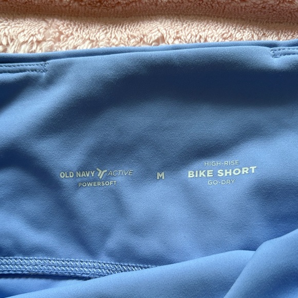 Old Navy Women's Light Blue Bike Shorts - Picture 2 of 4
